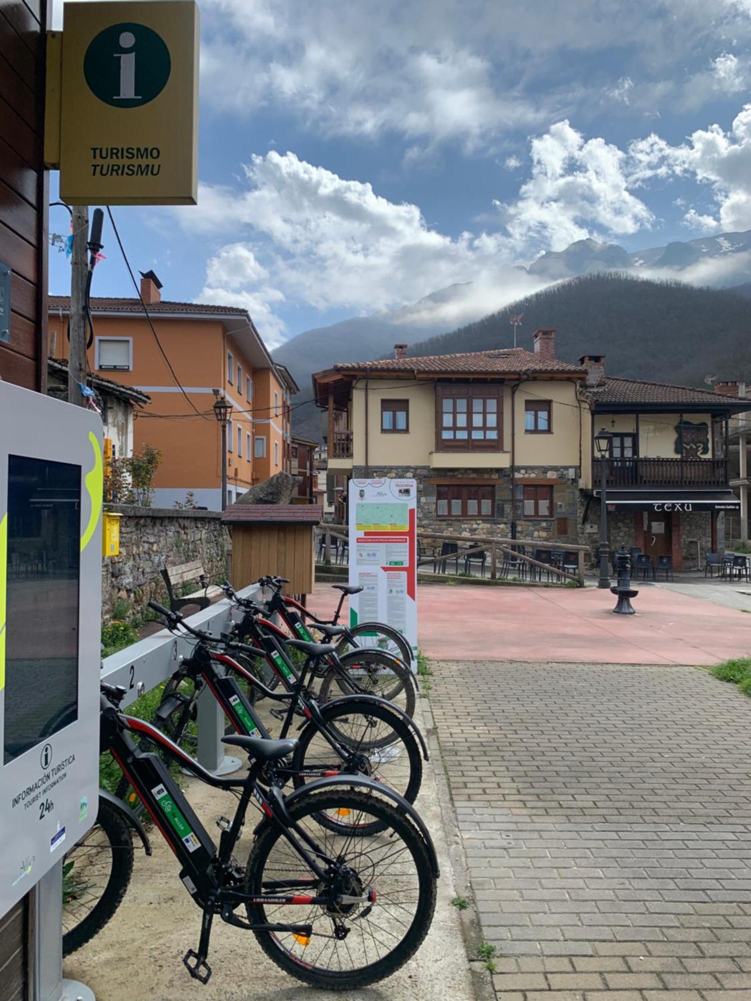 El Corral De Baxo Villa Felechosa Kültér fotó